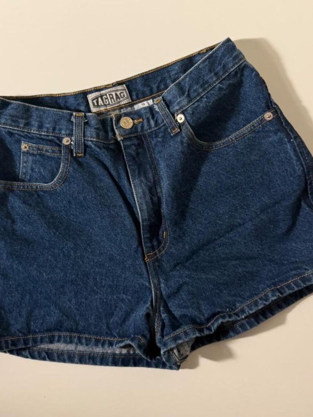 Vintage Tag Rag dark wash denim shorts
